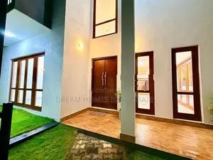 Brand New Luxury Residence in Hokandara – 10 Perches
