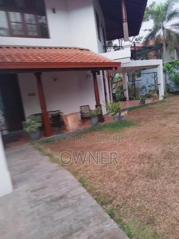 Homestay Bungalow Rent Makola( Luxury A/C)