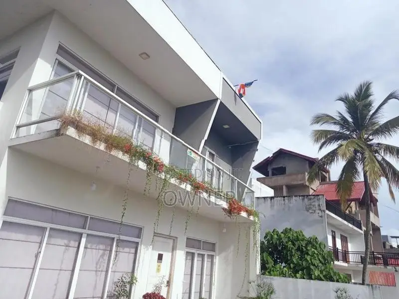 Homestay Bungalow Rent Makola( Luxury A/C)