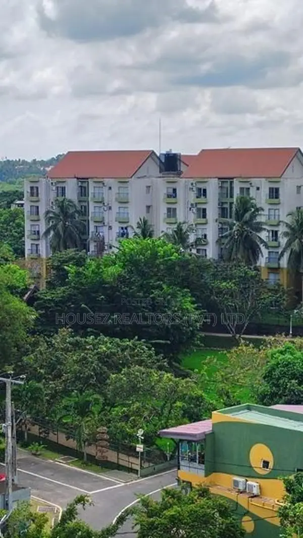 Fully Furnished Apartment for Rent – Ariyana Resort, Athurugiriya