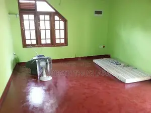 වැල්ලම්පිටිය බැන්ඩියාවත්ත නිවසක් බදු දිමට ඇත
