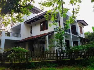 ( YS-1127) Valuable Two Storey House Sale in Athurugiriya