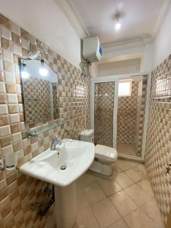 Short-Term Rental Fully Furnished Apartment in Colombo 05.(Code:CSMP50