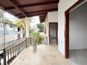 Brand New luxury House For Sale in Thalawathugoda