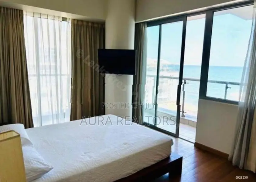 Fully Furnished 3 Bedrooms Apartment For Rent In Colombo 03 (P-177)