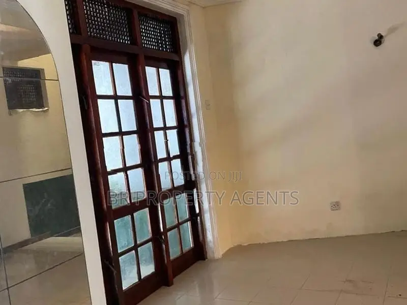 Two Storey House for Sale in Nugegoda