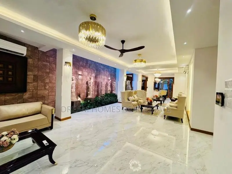 Ultra-Luxury House for Sale in Jayanthipura, Battaramulla