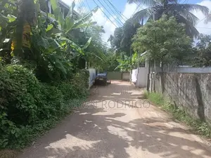 Battaramulla - Thalangama 14Perch Rectangular block for Sale
