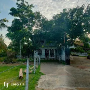 Land with House for Sale – Seeduwa, Raddoluwa