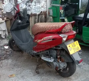 Bajaj 2009 Red