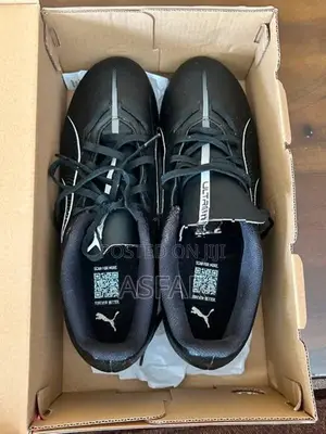 Brand New Puma Sport Boots