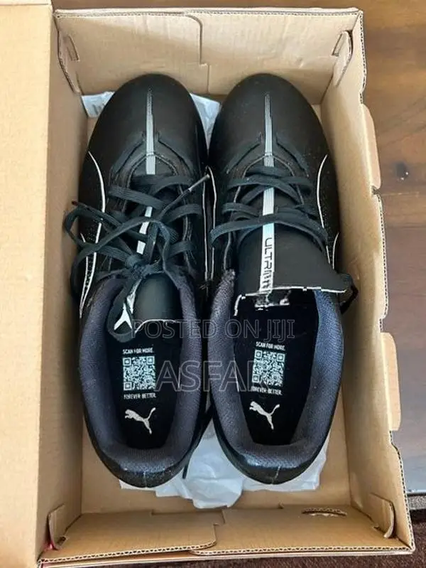 Brand New Puma Sport Boots