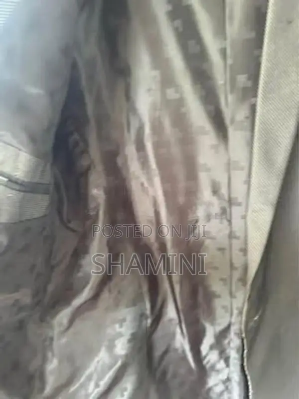 Hameedia Suit