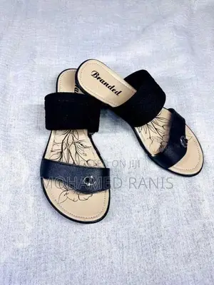 Sandles