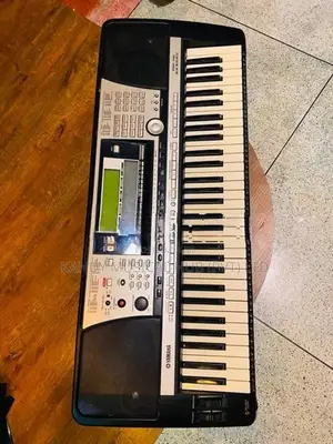 61-Key Yamaha PSR-740 Power Adapter MIDI Keyboard