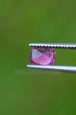 Natural pink sapphire gem