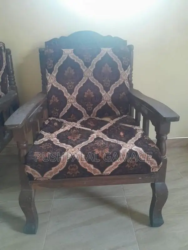 Settee Set