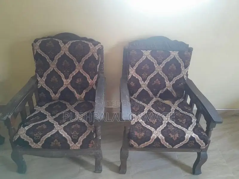 Settee Set