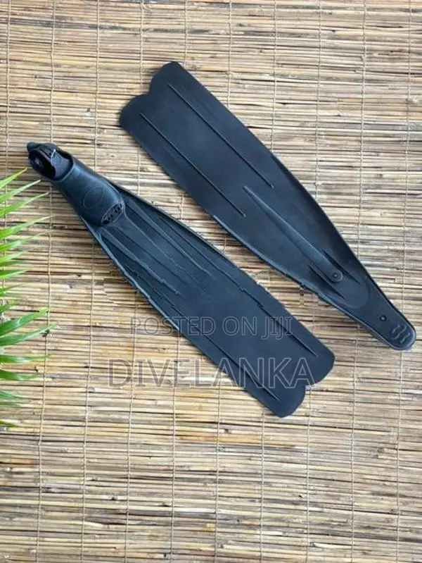 diving fins