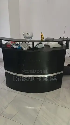 Curved Salon Reception Desk