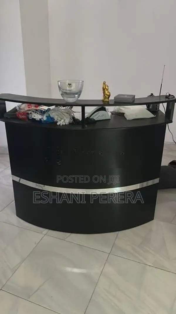 Curved Salon Reception Desk