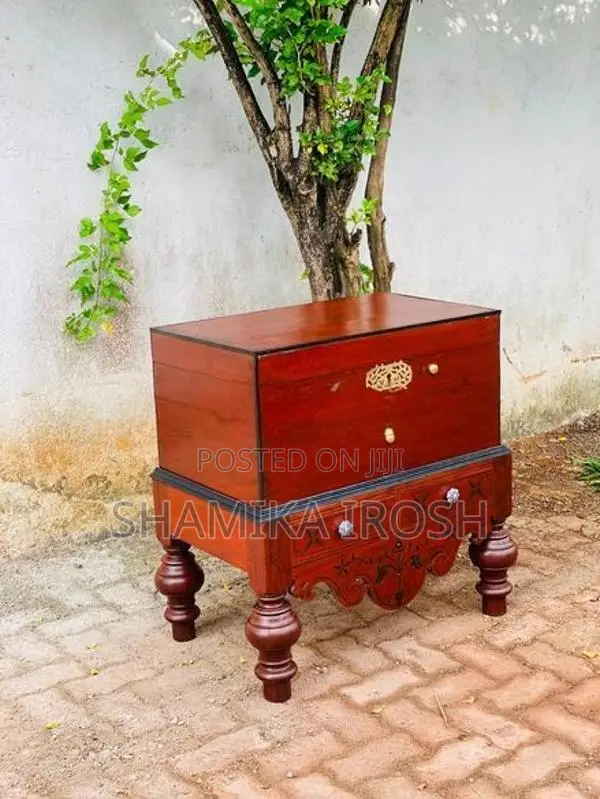 Antique Pettagama