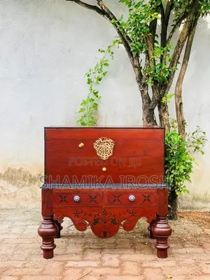 Antique Pettagama