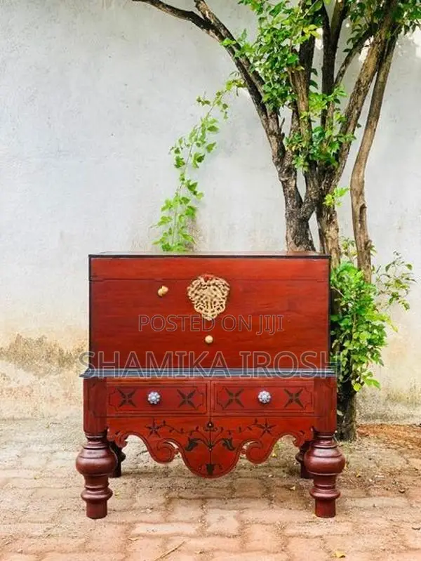 Antique Pettagama