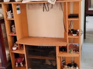 DAMRO 32 INCH TV With DVD STAND