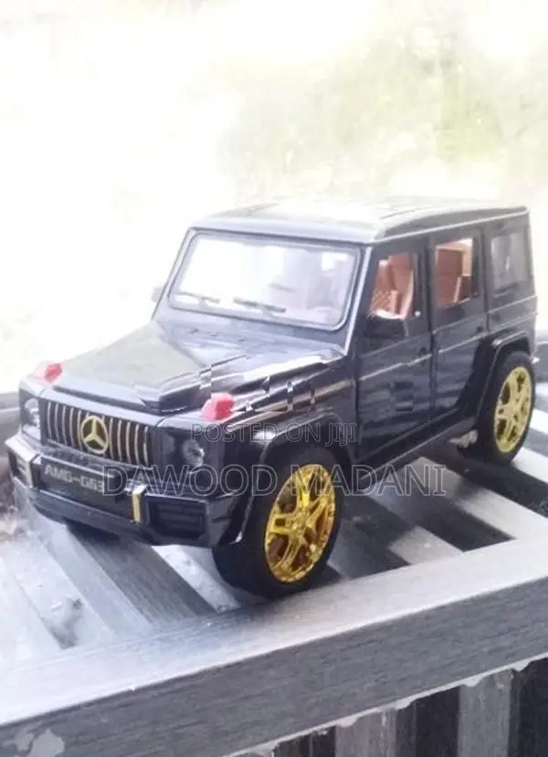 1 18 G63 Model car