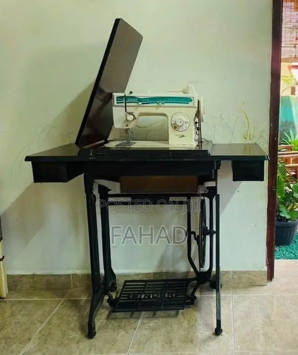 Singer Sewing Machine