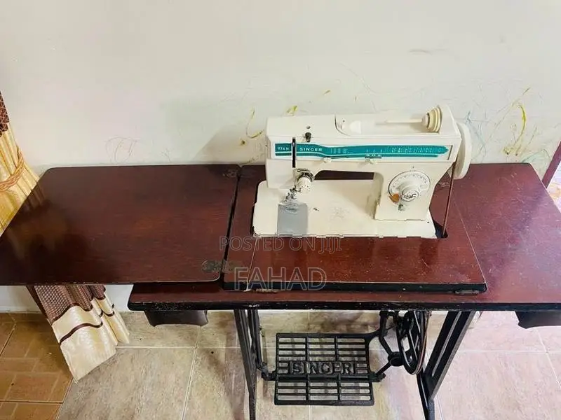 Singer Sewing Machine