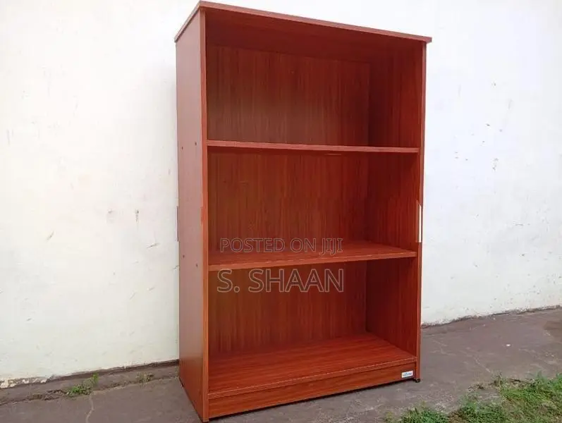 Book Shelf in Athurugiriya