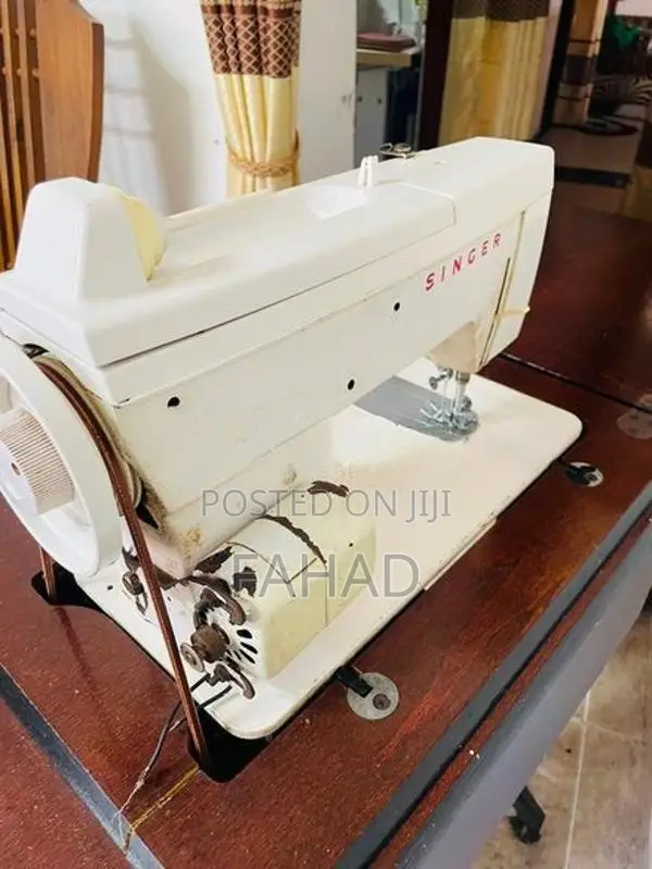 Singer Sewing Machine