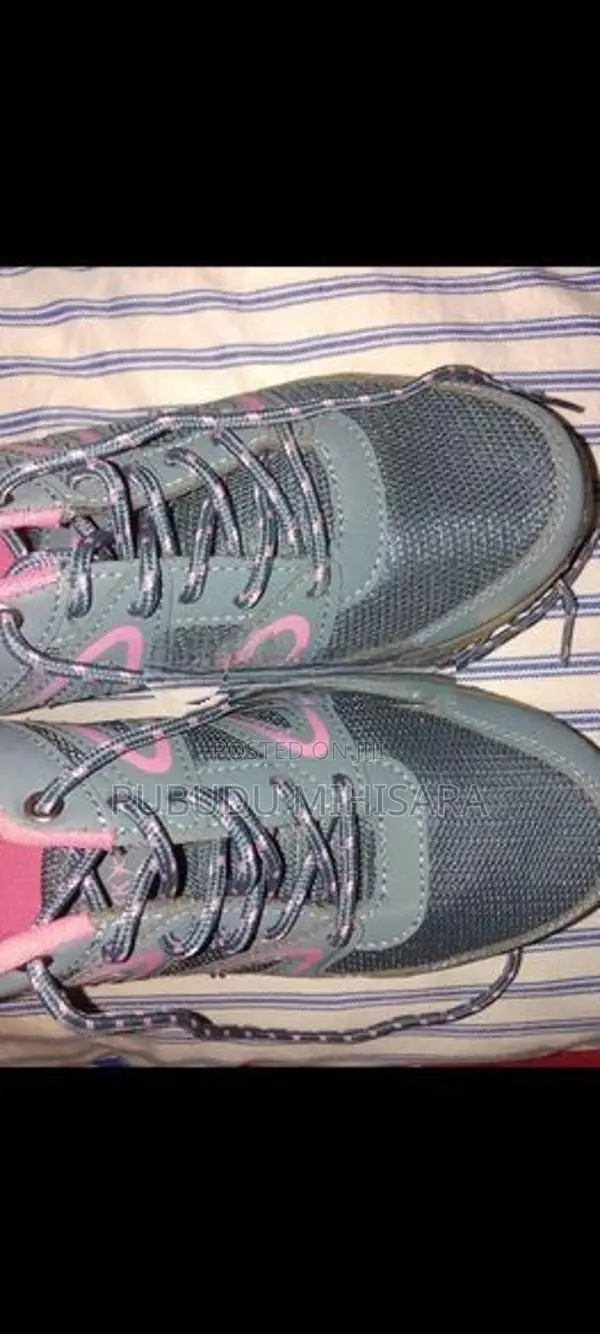 Trekk Star Women's Athletic Shoe