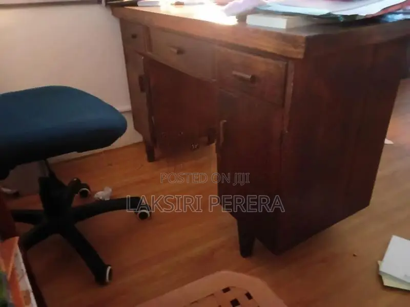 Office table