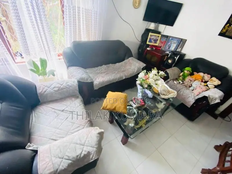 Used Sofa Set