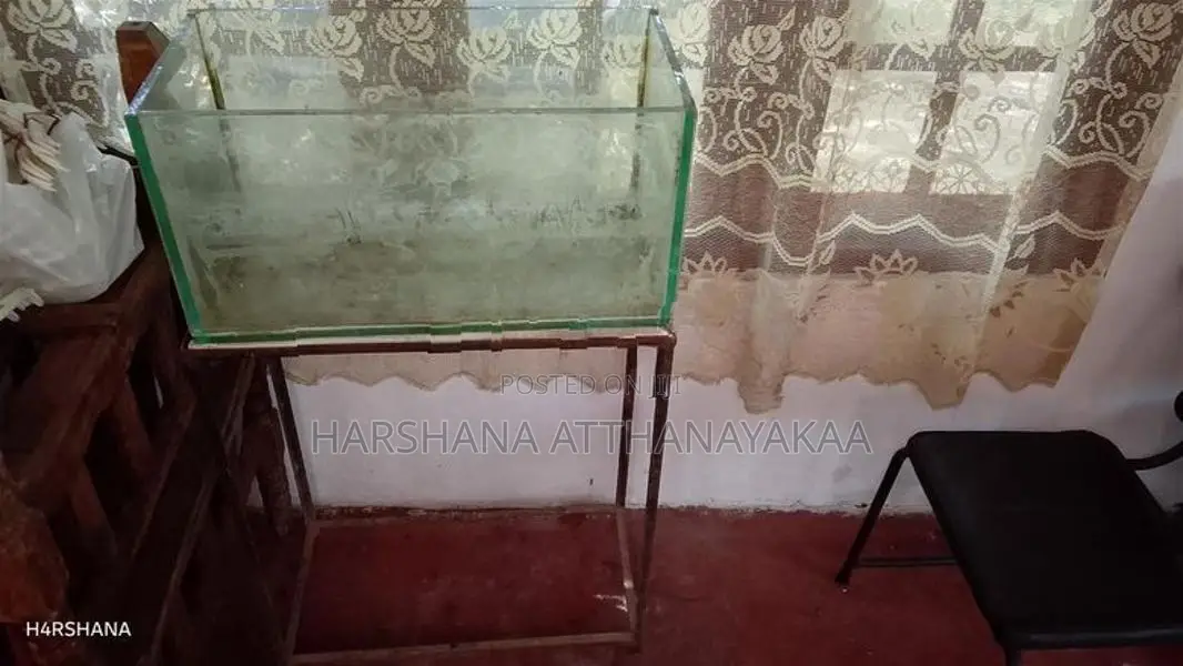 27-17 fish tank with stand