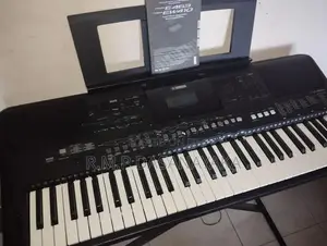 Yamaha PSR-E463 Keyboard