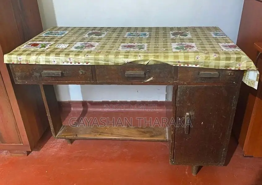 Office Desk