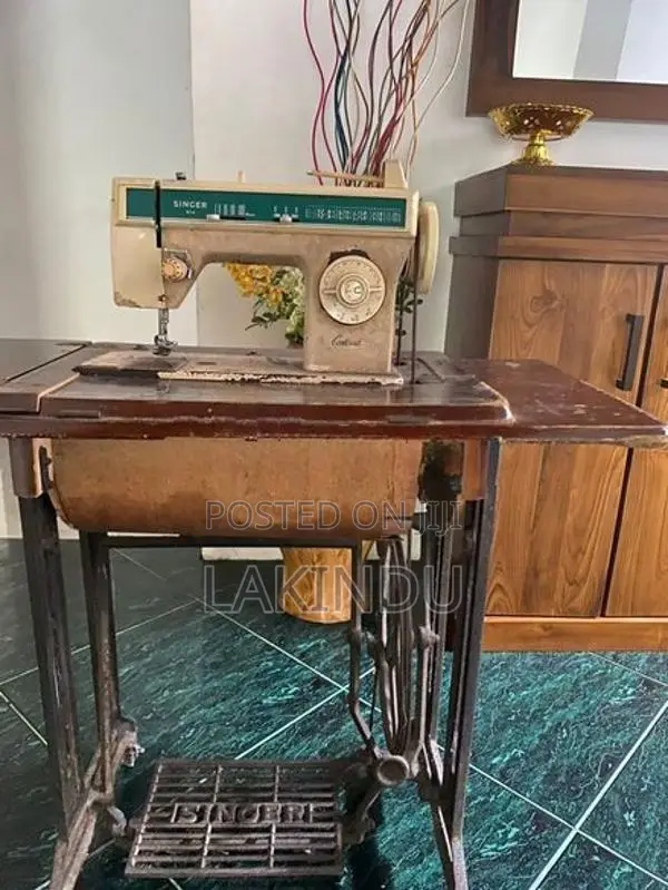 Singer Sewing Machine