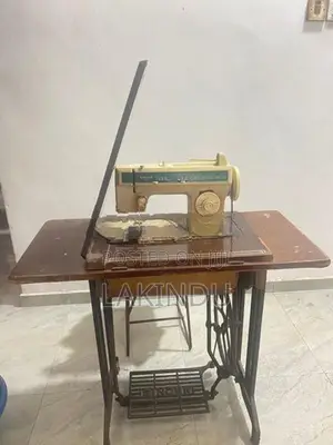 Singer Sewing Machine