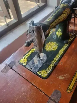 Singer Machine