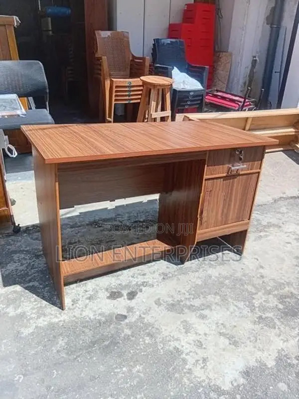 4ft Melamine Office Tables