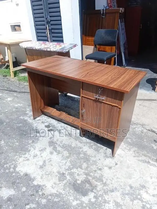 4ft Melamine Office Tables