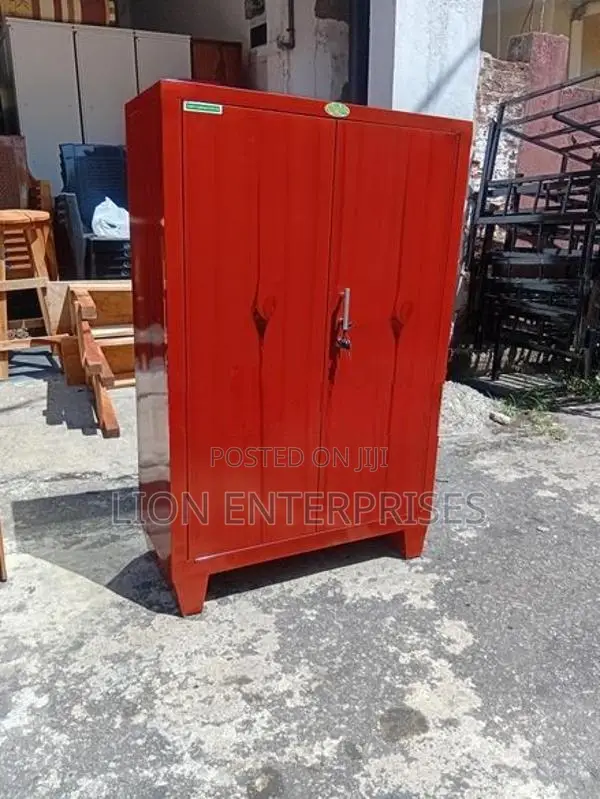 4×2.5 Ft Steel Half Cupboards