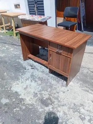 4ft Melamine Office Tables