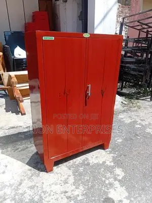 4×2.5 Ft Steel Half Cupboards