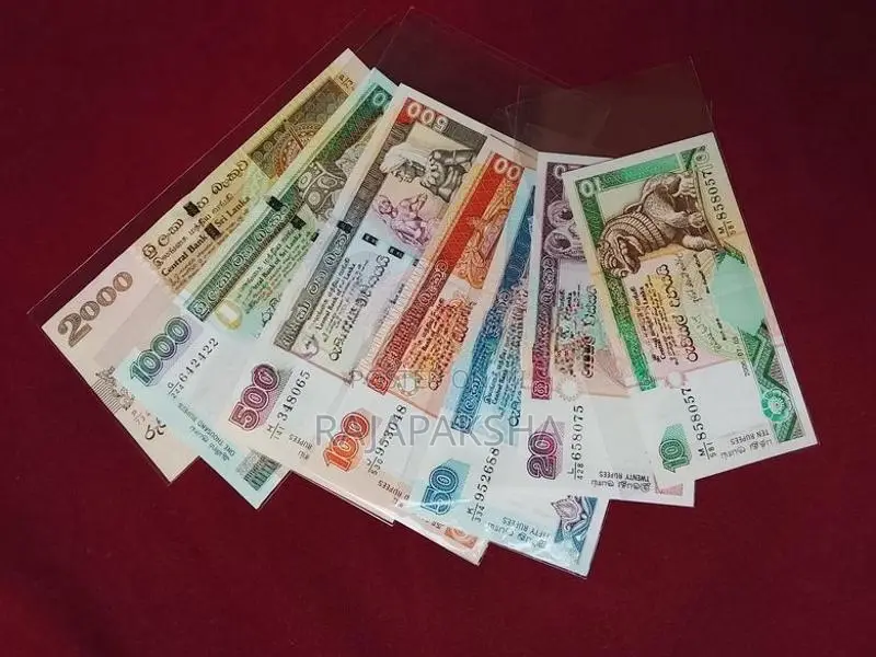 old bank notes set