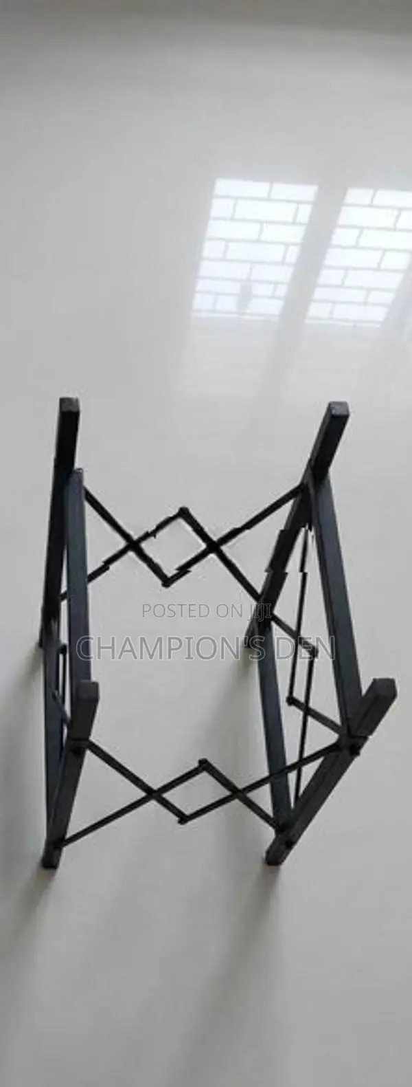 Foldable Carrom Board Stand
